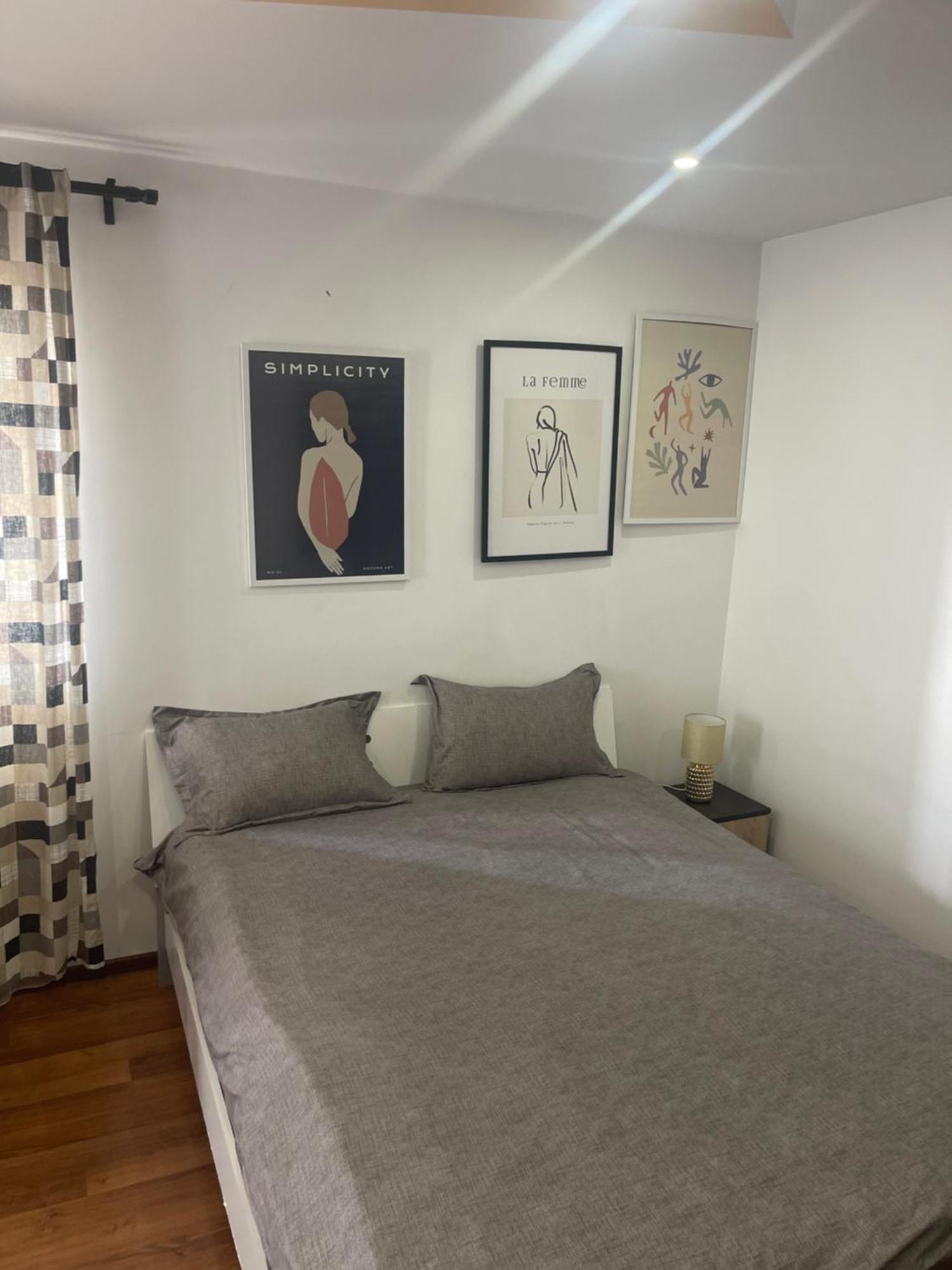 Garsoniera Relax Drumul Taberei Bucureşti Eksteriør bilde