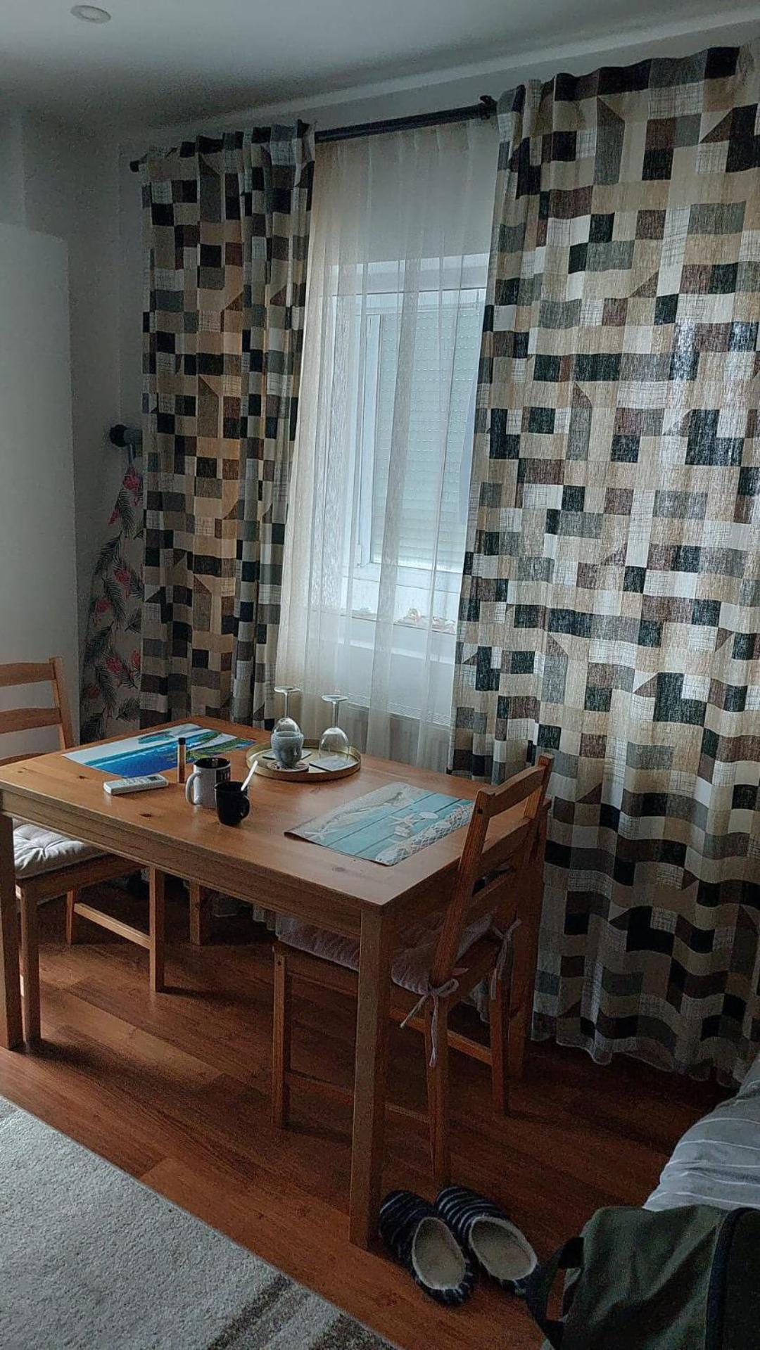 Garsoniera Relax Drumul Taberei Bucureşti Eksteriør bilde